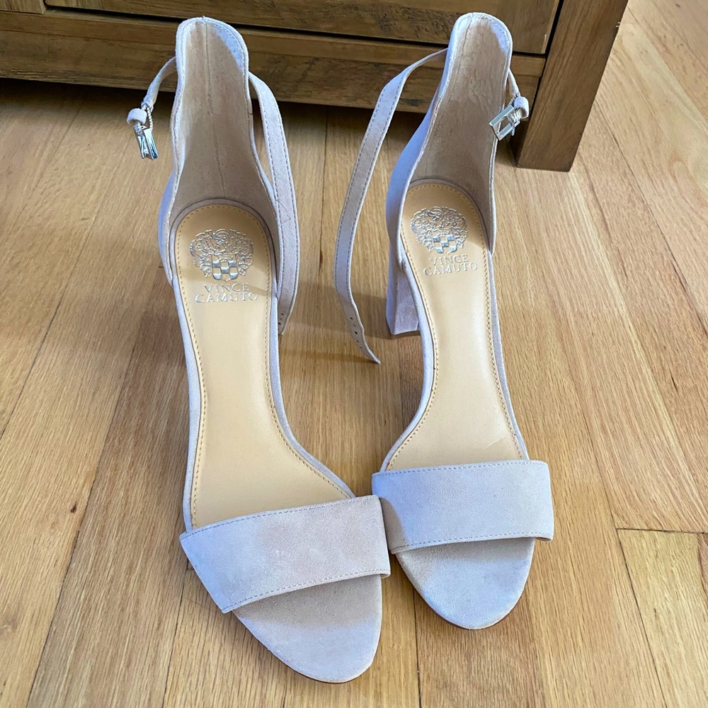 Vince Camuto block heel… never worn!